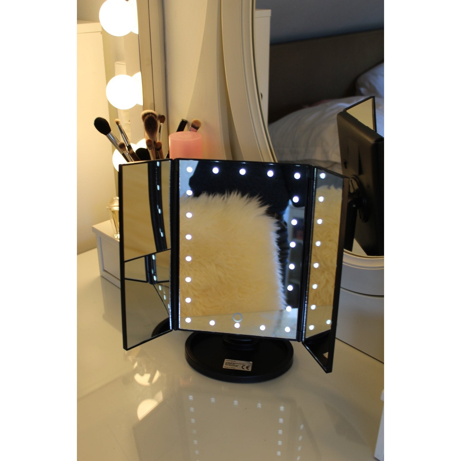 United Entertainment Luxury Touch Screen Make-Up Spiegel met LED verlichting - Zwart